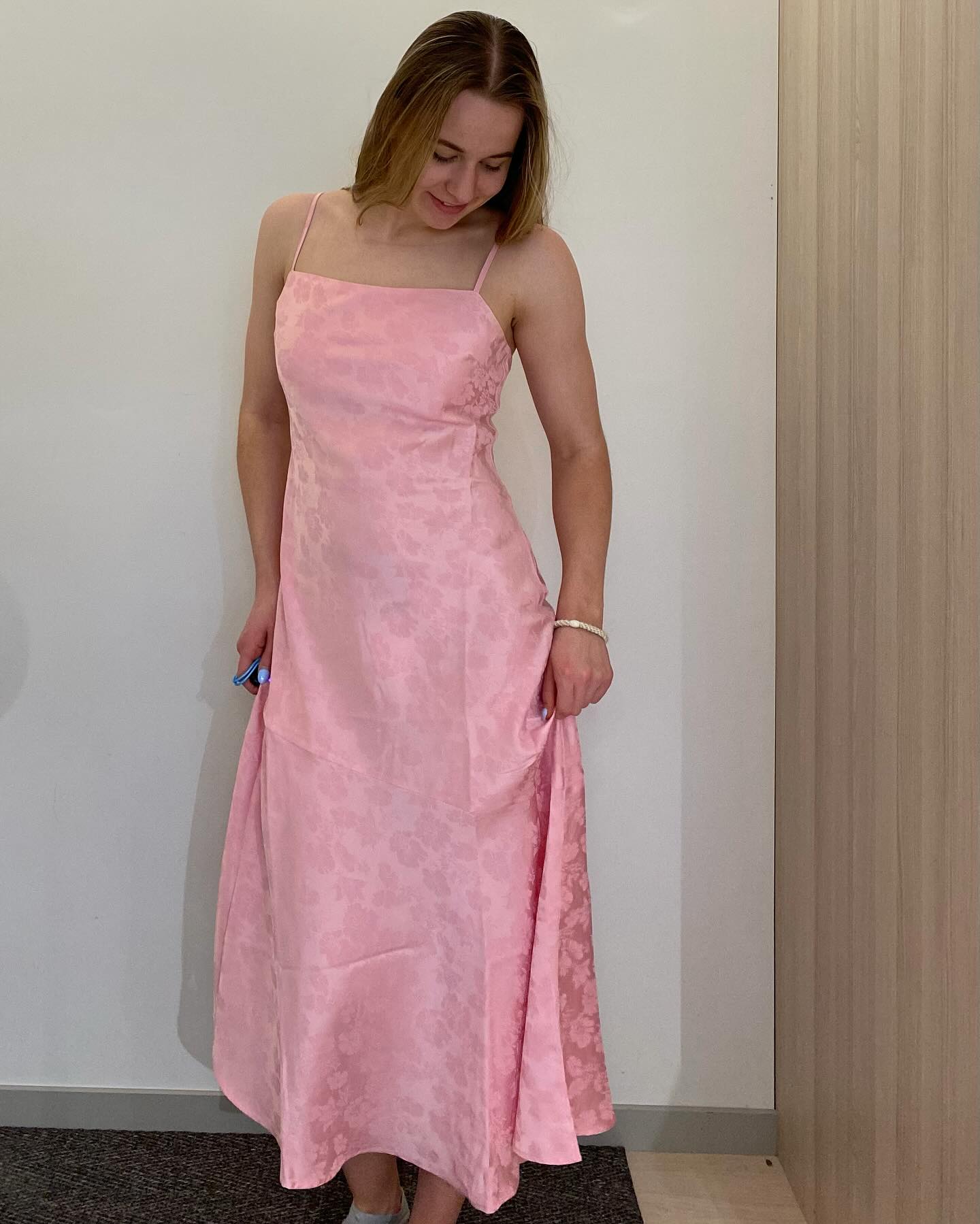 Asymmetrisk slipkjole - Rosa - 10