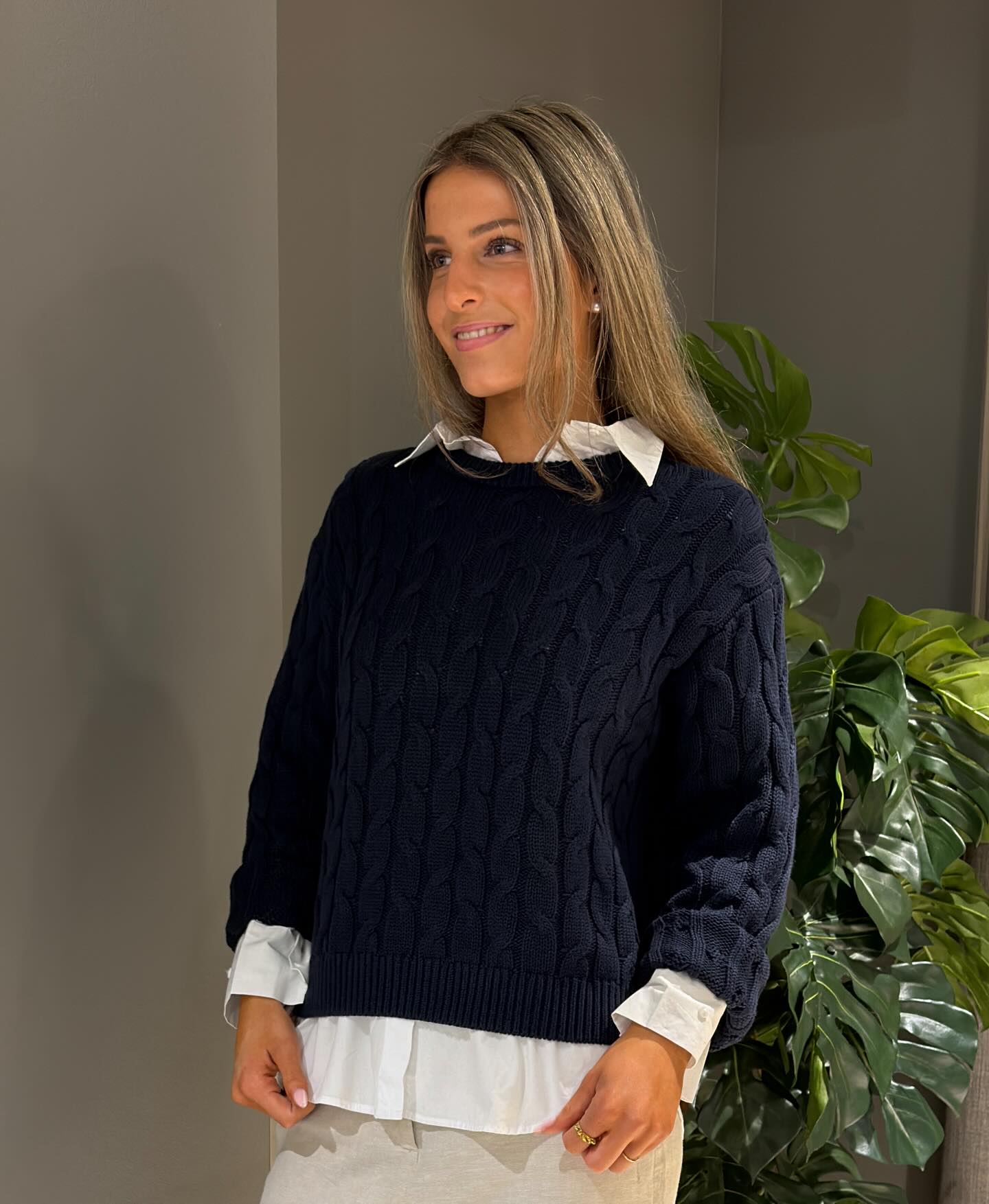 Kabelstrikket genser i bomull - Mørkeblå - 6