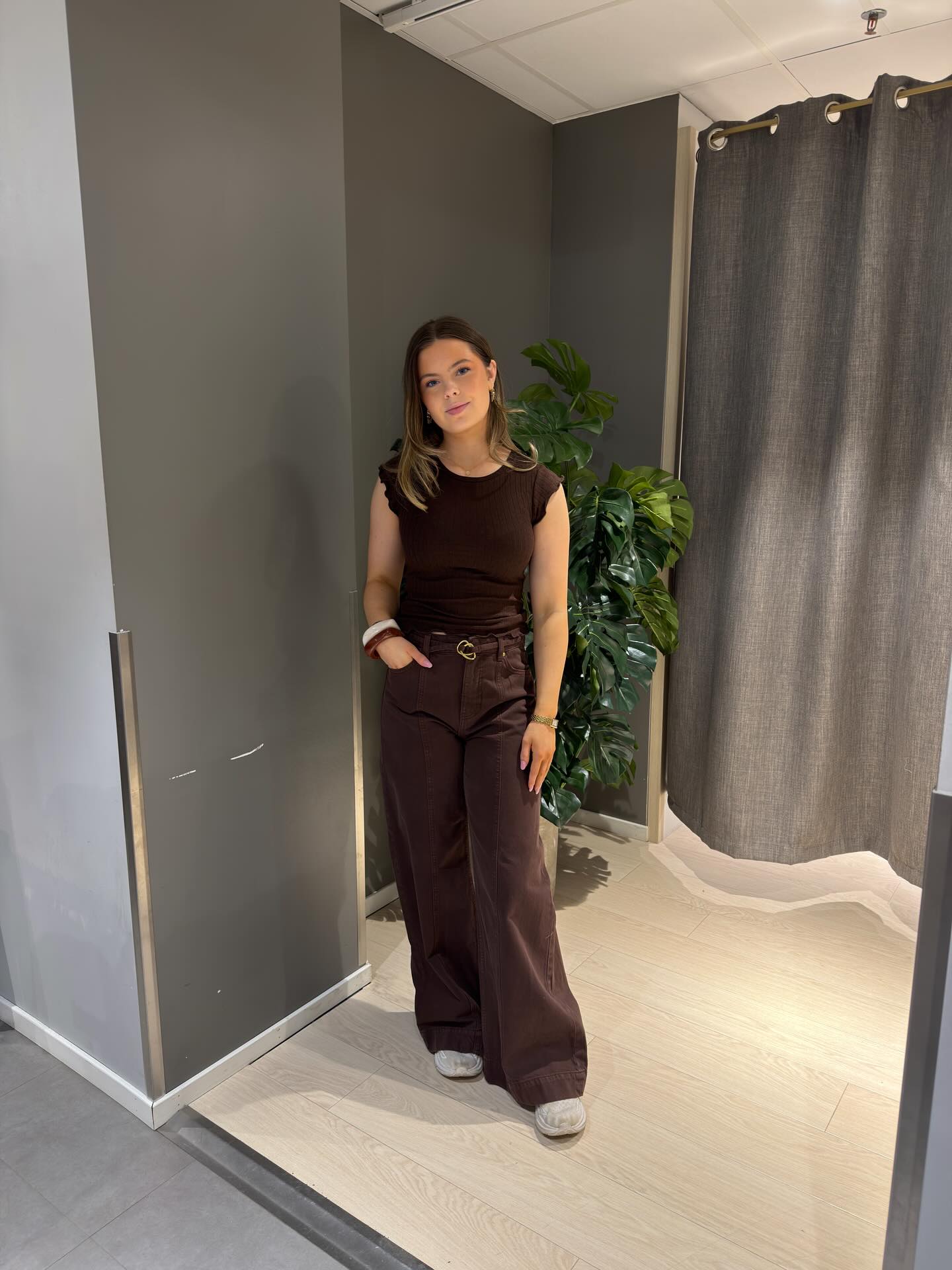 Dżinsy wide high waist - Ciemnobrązowy - 9