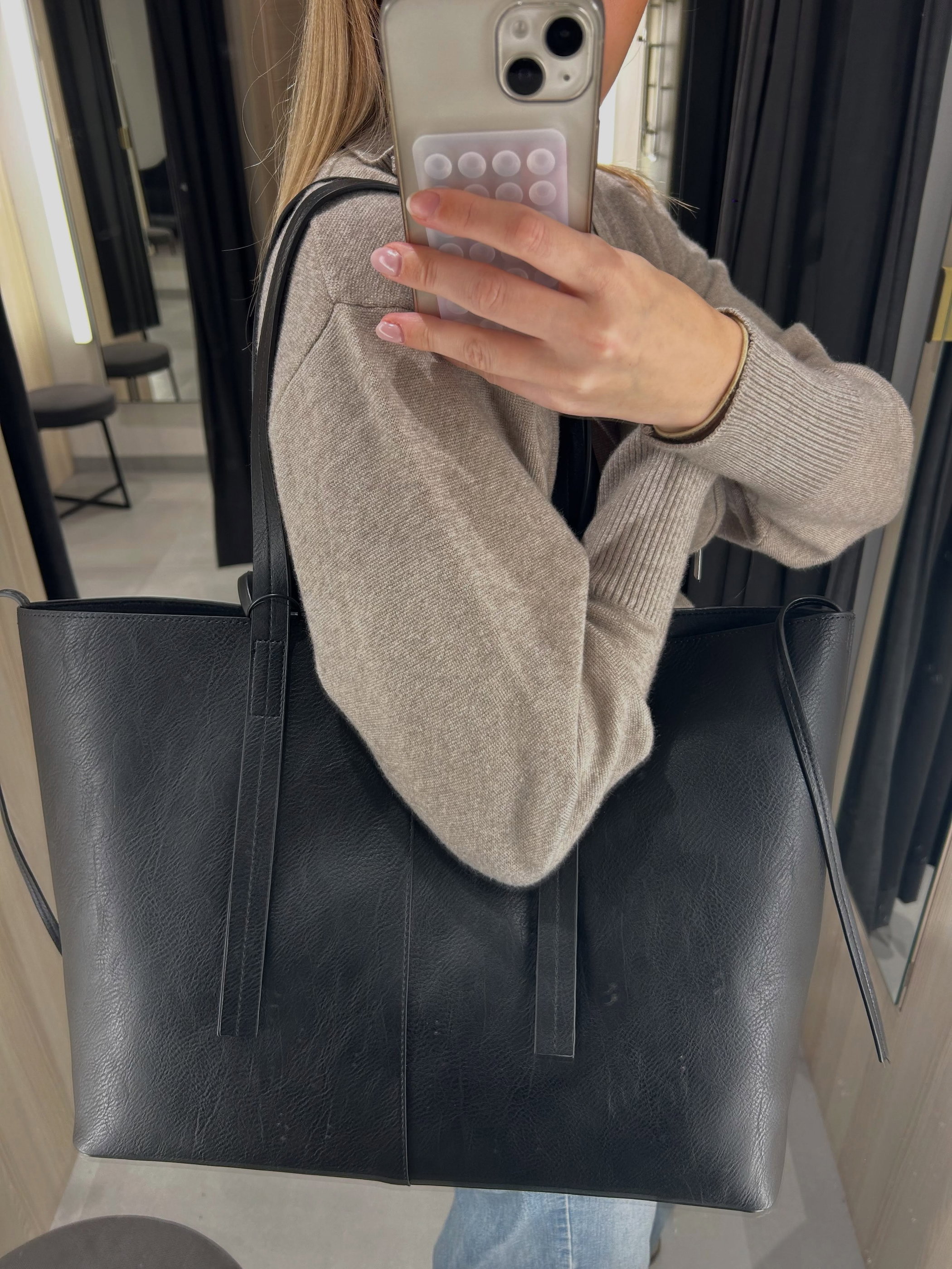 Totebag i skinnimitation - Svart - 4