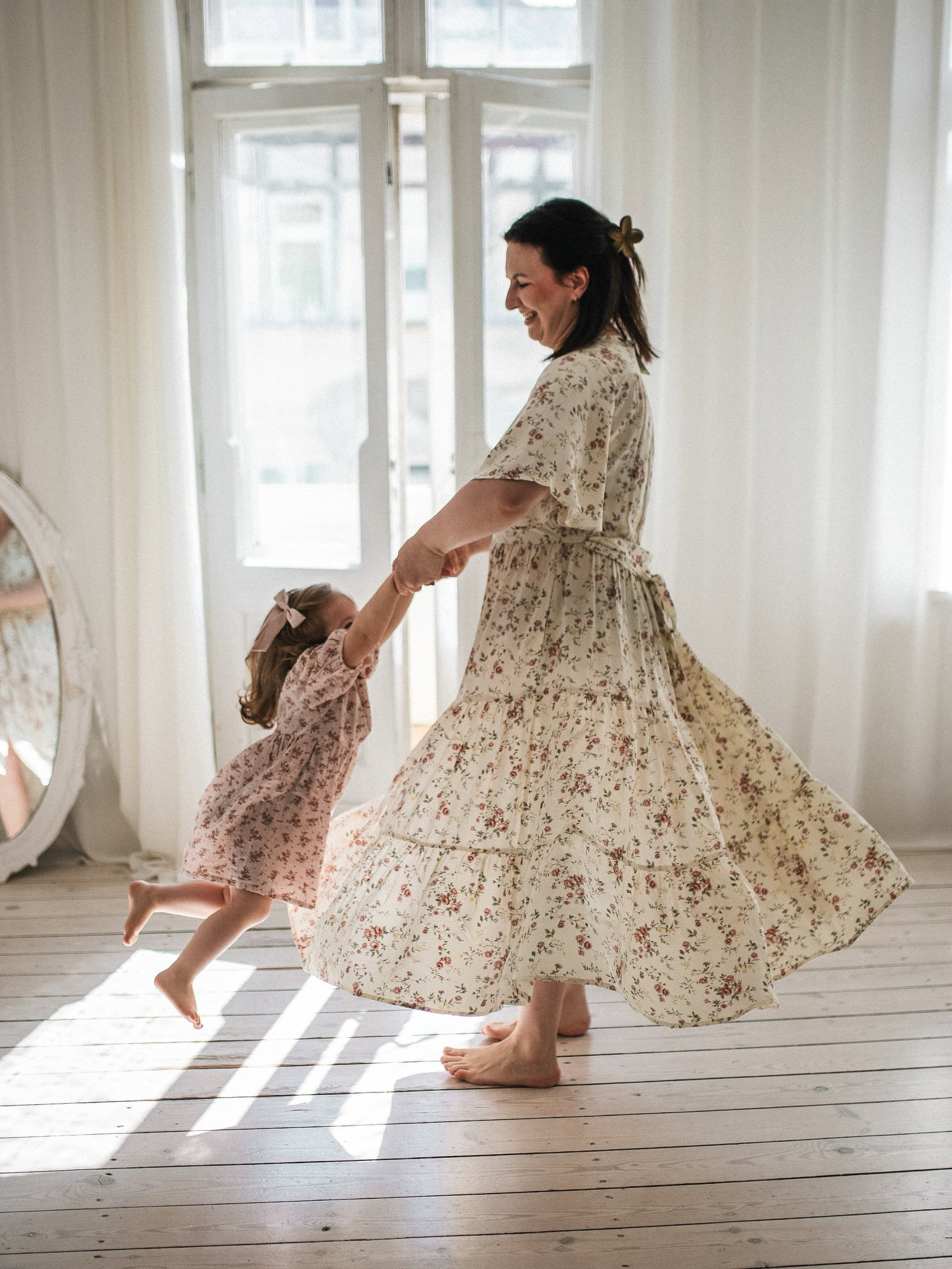 Mekko, jossa on puhvihihat - Vaaleanpunainen - 9