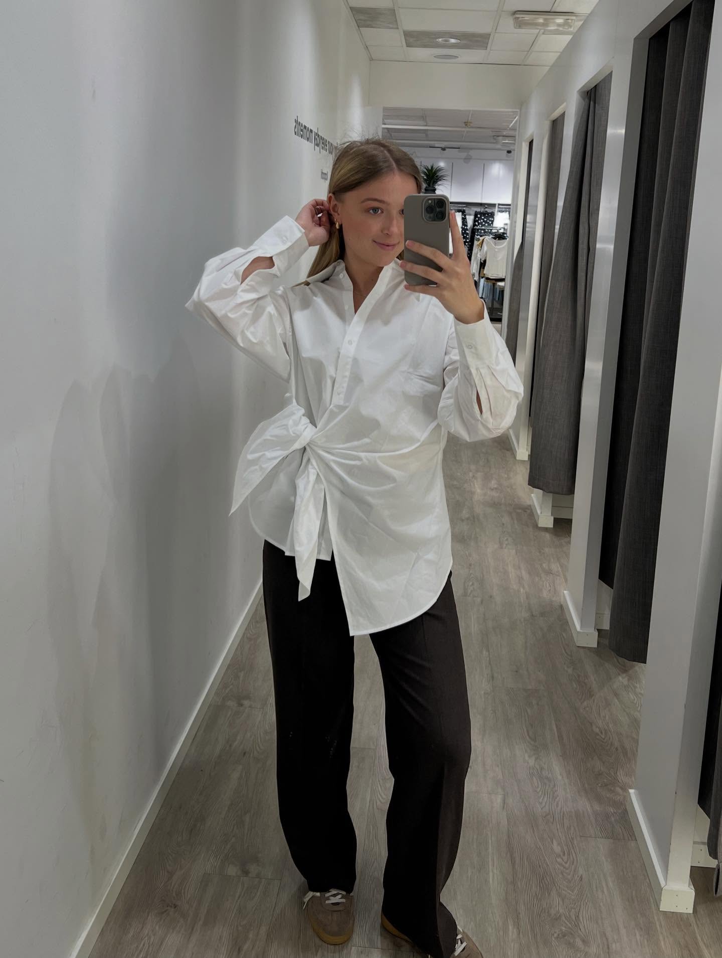 Paita, jossa solmittava nauha - Valkoinen - 7