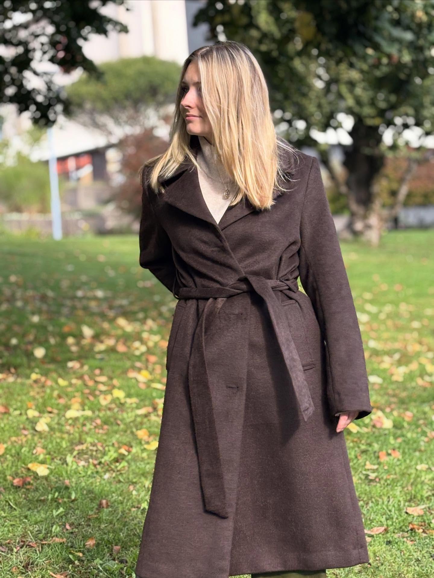 Lang kåpe - Brun - 10