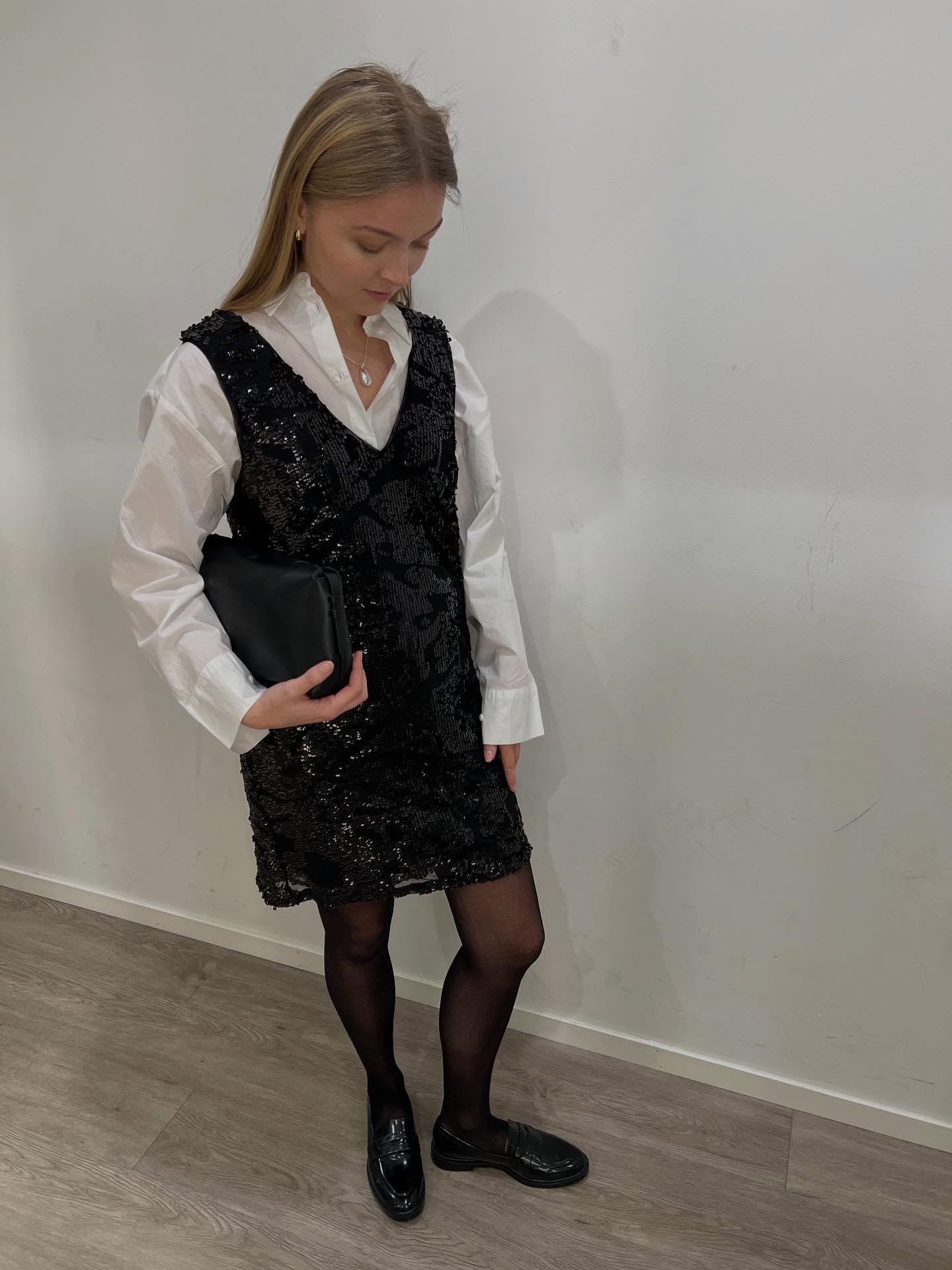 Paljettklänning - Svart - 8