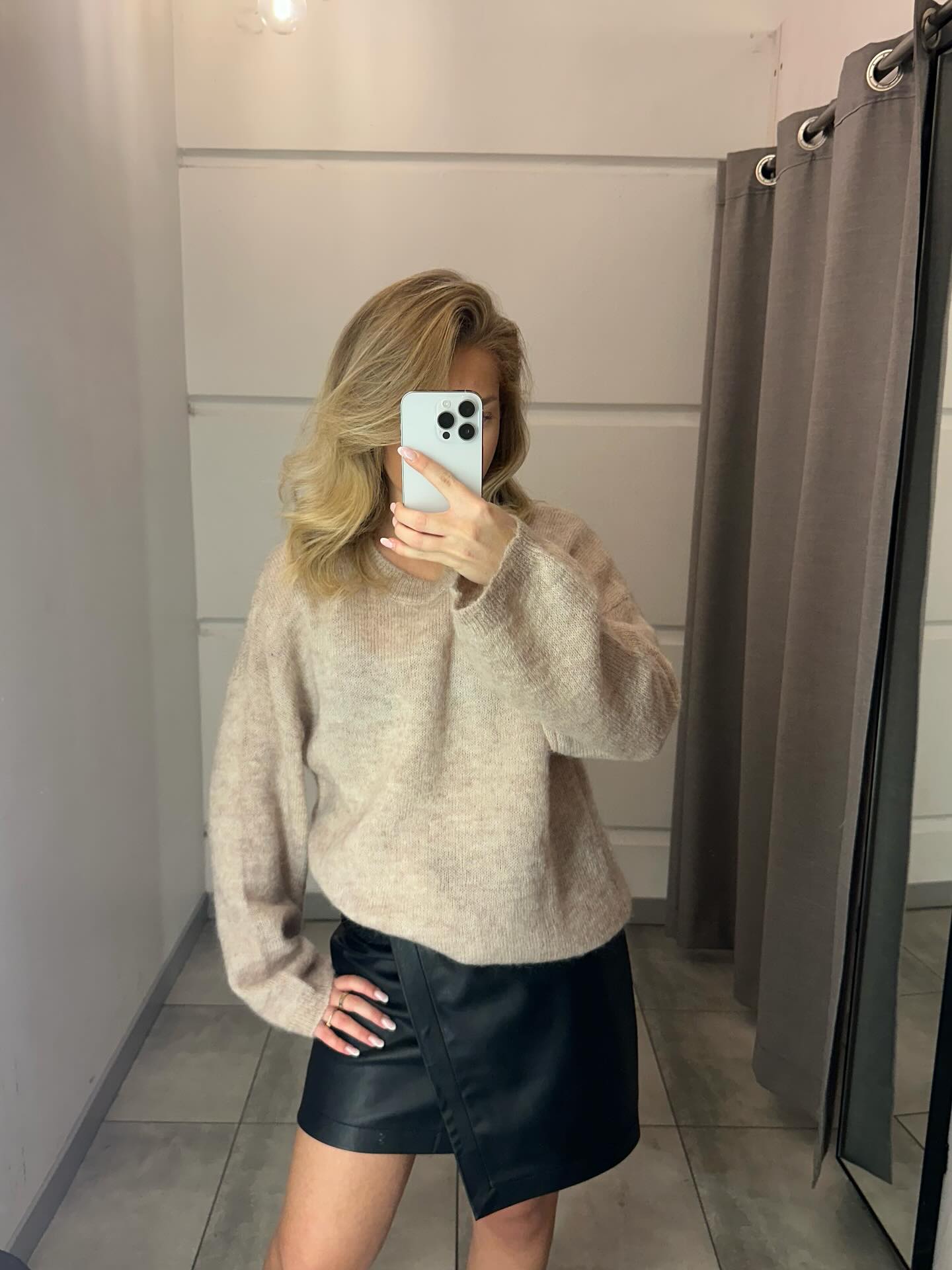 Stickad tröja i mohairmix - Melerad beige - 7