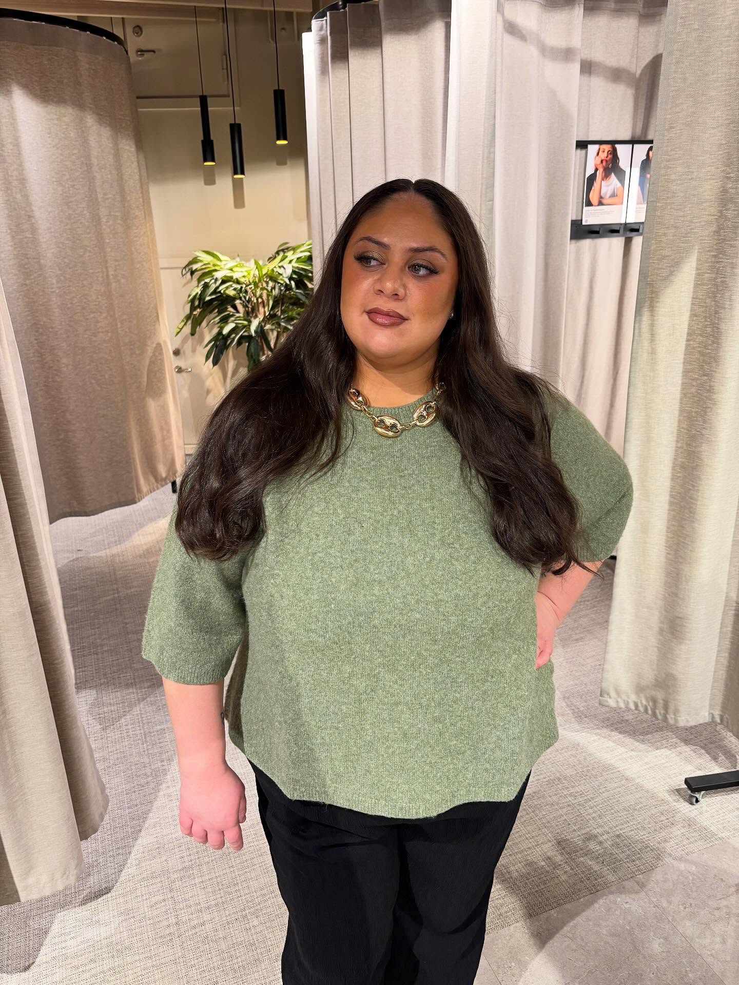 Paksu kaulakoru - Kulta - 2