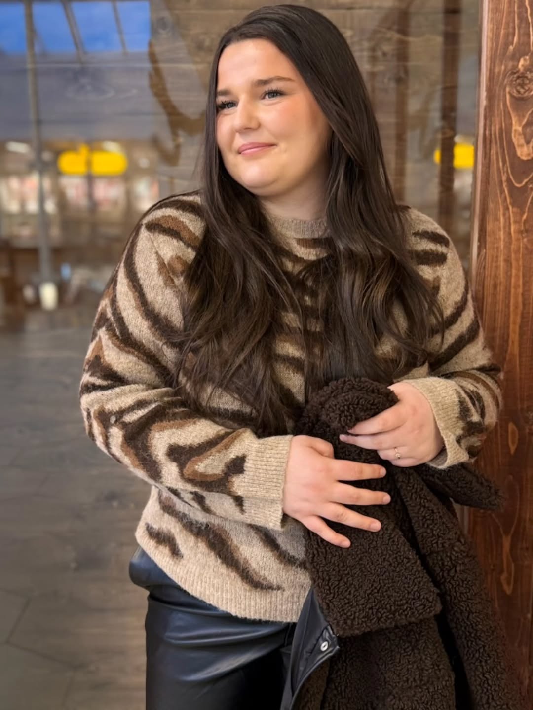 Dzianinowy sweter - Jasnobeżowy - 7