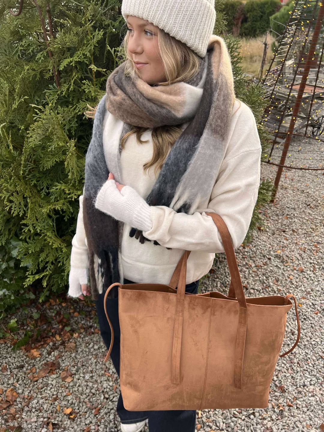 Ruudullinen kaulaliina - Beige - 2