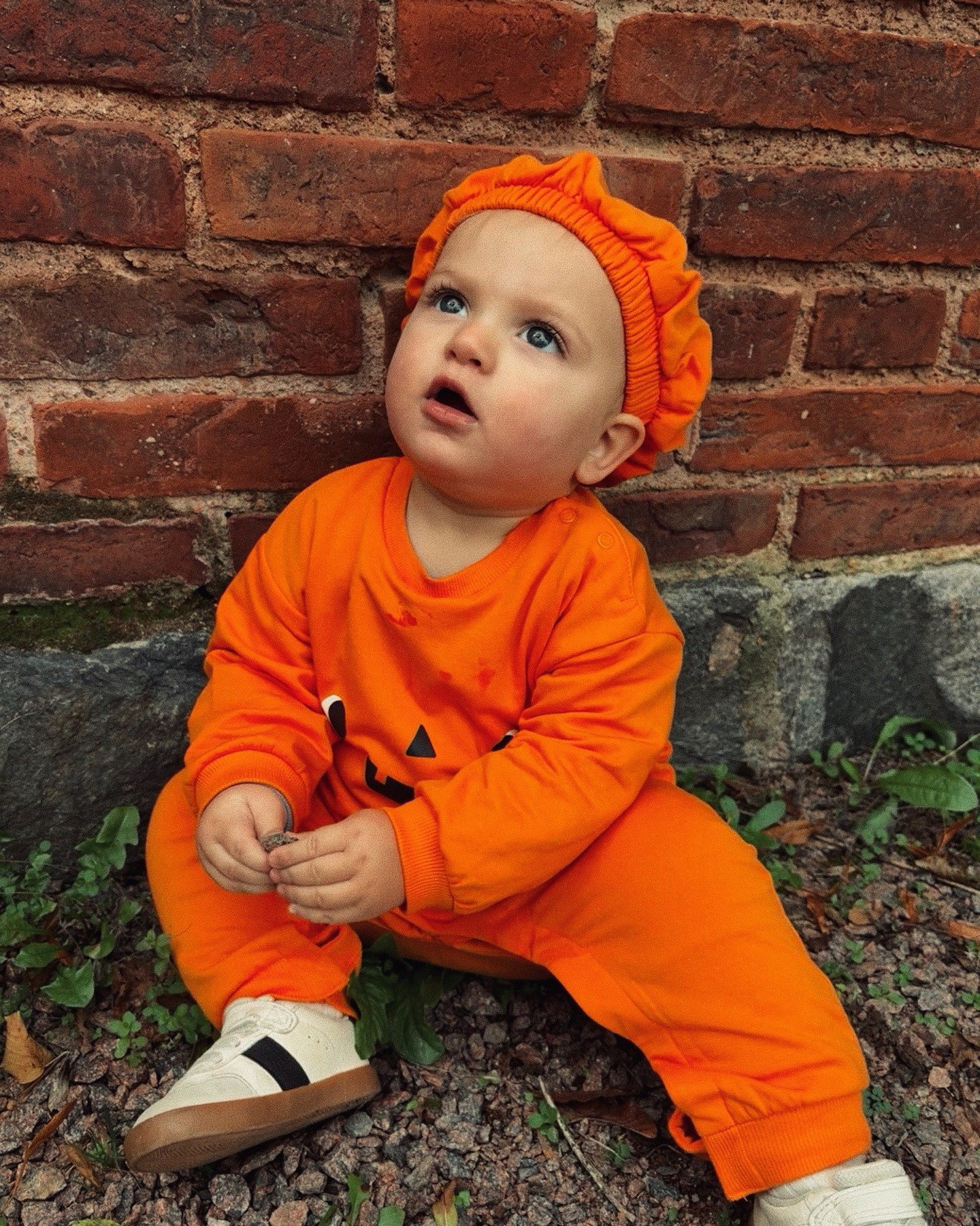 Pumpajumpsuit med mössa - Orange - 7