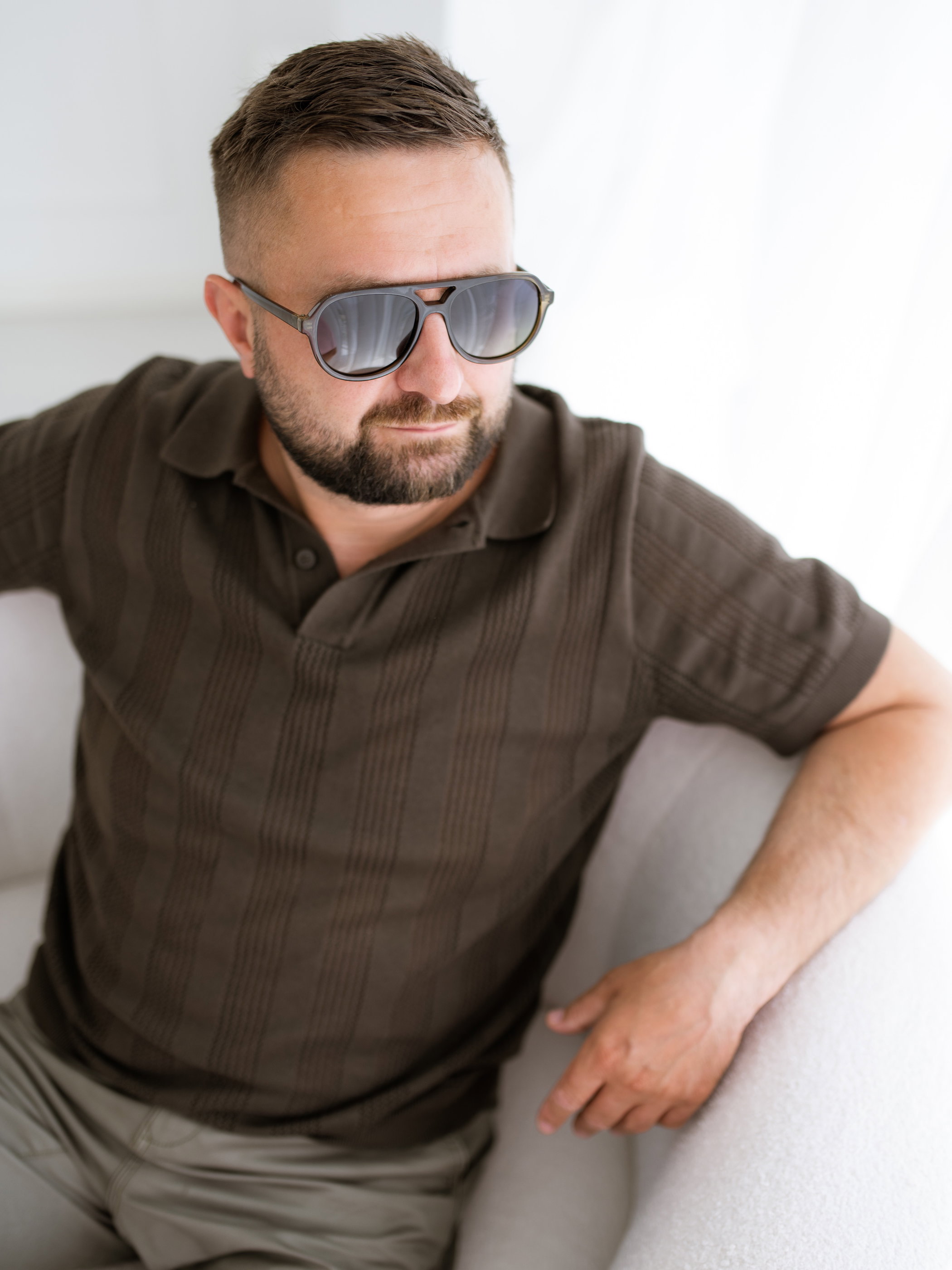 Kortermet strikkegenser - Lys beige - 7