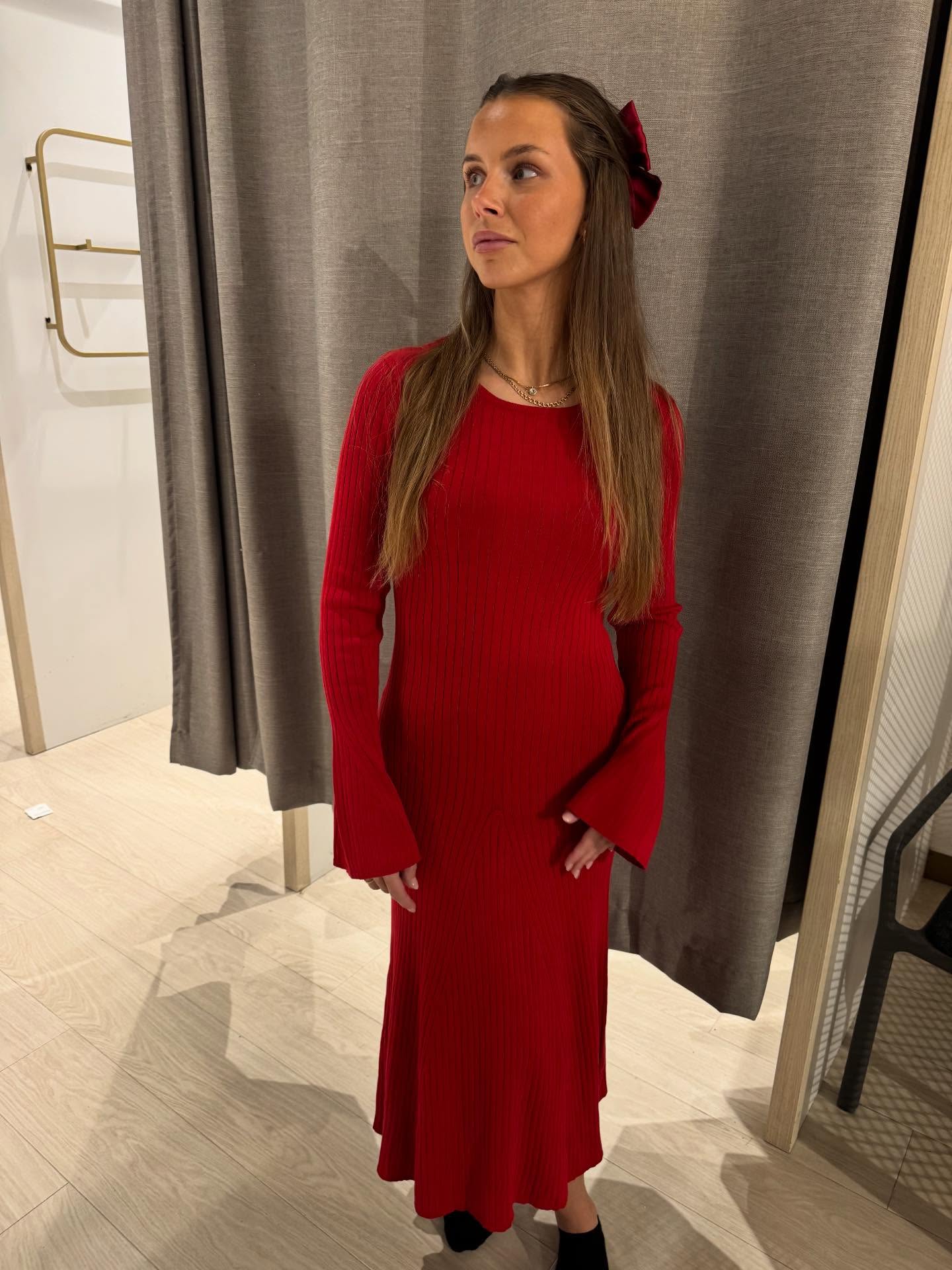 Neulemekko - Punainen - 7